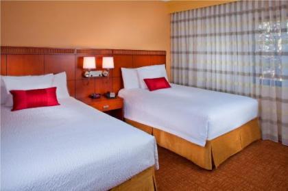 Courtyard by Marriott Memphis East/Park Avenue - image 2