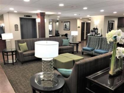 Best Western Plus Galleria Inn & Suites - image 4