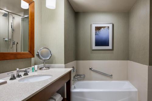 The Westin Memphis Beale Street - image 4