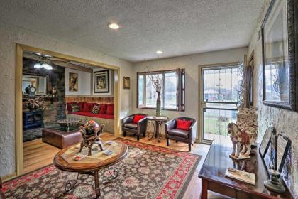 Memphis Getaway Just 4 Miles From Graceland! - image 4