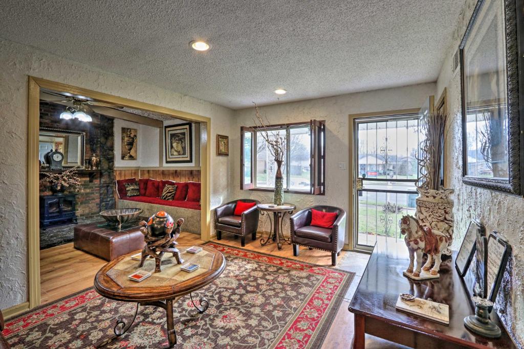Memphis Getaway Just 4 Miles From Graceland! - image 4