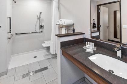 Fairfield Inn & Suites by Marriott Menifee - image 10