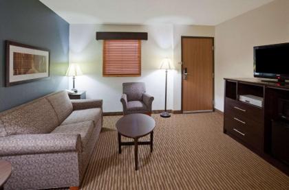 AmericInn by Wyndham Menominee - image 8