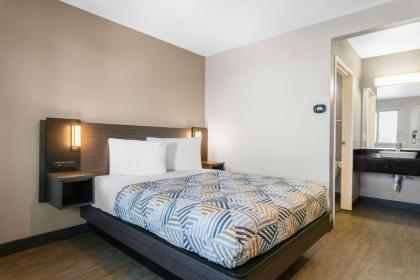Motel 6-Merced CA - North - image 11