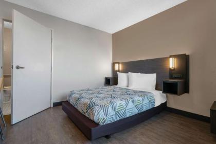 Motel 6-Merced CA - North - image 14