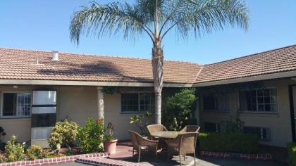 San Joaquin Motel - image 14