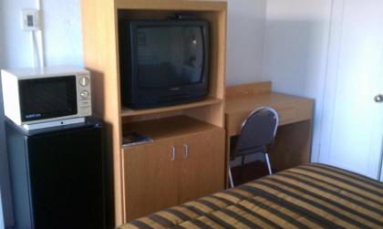 San Joaquin Motel - image 6