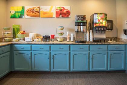 Quality Inn Merced Gateway to Yosemite - image 9