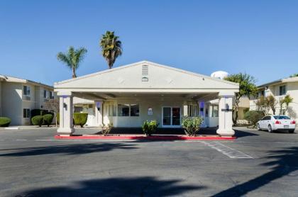 motel 6 merced CA California