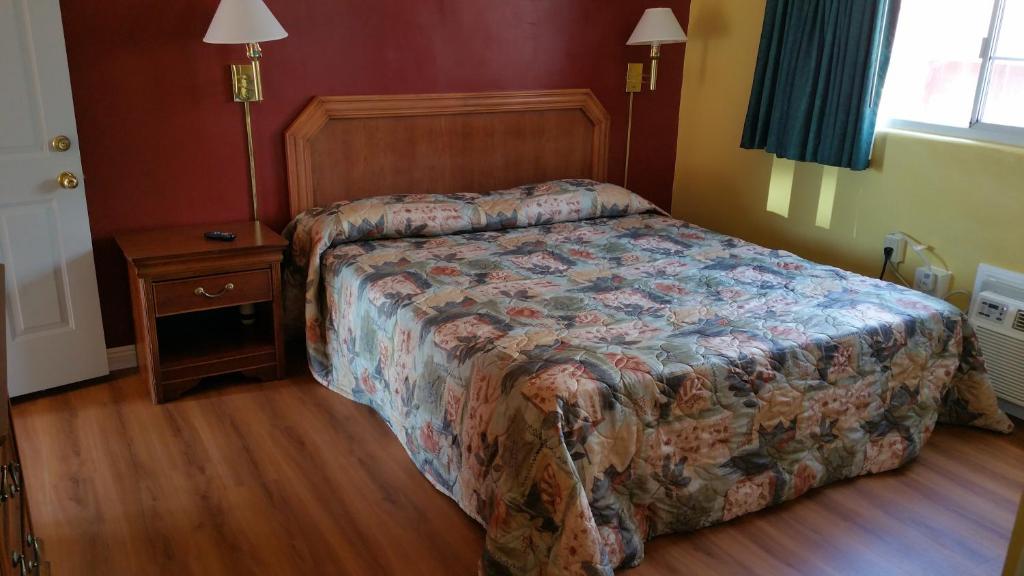 Slumber Motel - main image