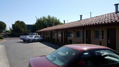 Slumber Motel - image 13