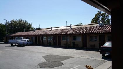 Slumber Motel - image 14