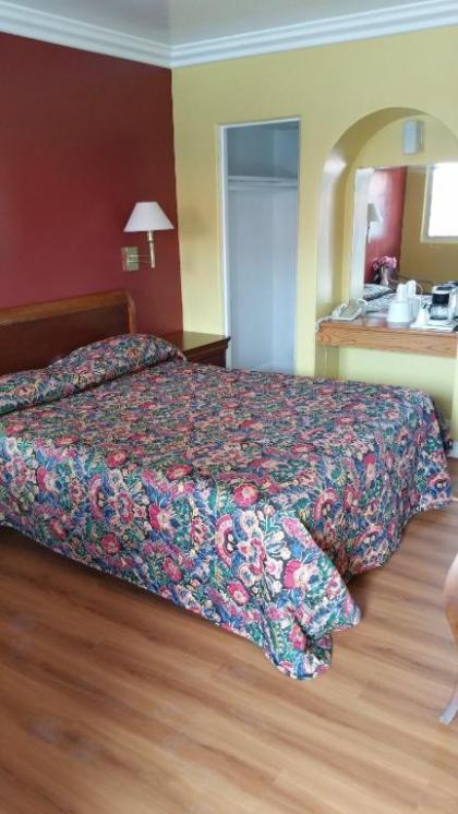 Slumber Motel - image 3