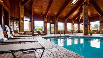 Best Western Grove City Inn - image 8