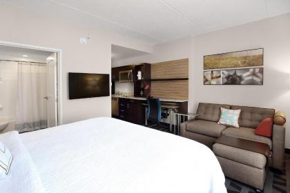 TownePlace Suites by Marriott Grove City Mercer/Outlets - image 13
