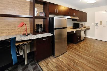 TownePlace Suites by Marriott Grove City Mercer/Outlets - image 15