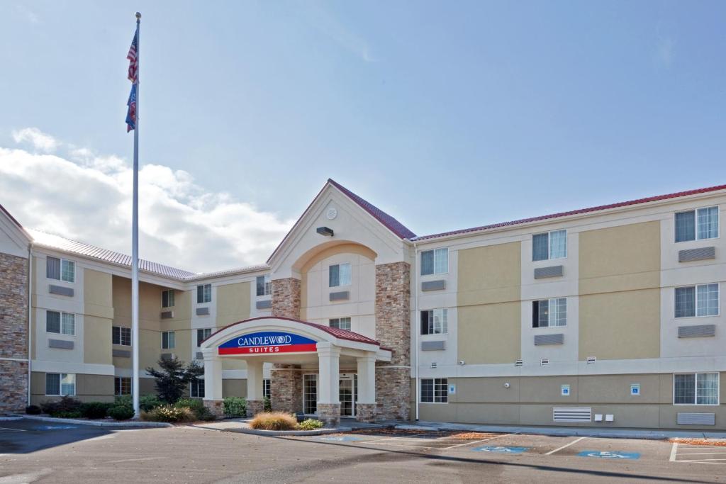 Candlewood Suites Boise-Meridian an IHG Hotel - main image