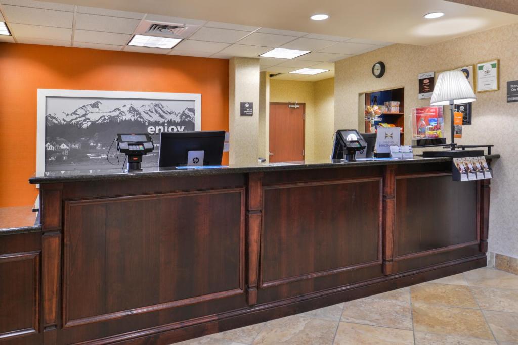 Hampton Inn & Suites Boise-Meridian - image 7