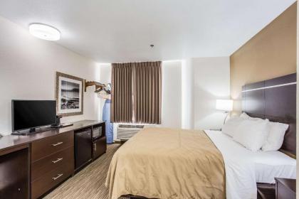 Quality Inn & Suites - image 10