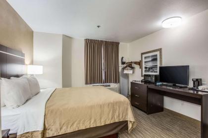Quality Inn & Suites - image 8