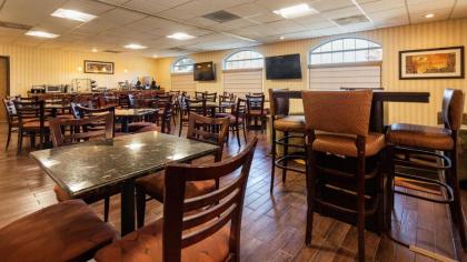 Best Western Plus Meridian - image 14