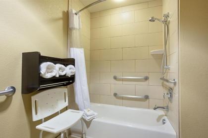 La Quinta by Wyndham Meridian / Boise West - image 4