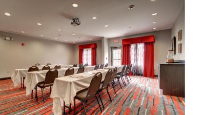 Holiday Inn Express Hotel & Suites Meridian an IHG Hotel - image 11