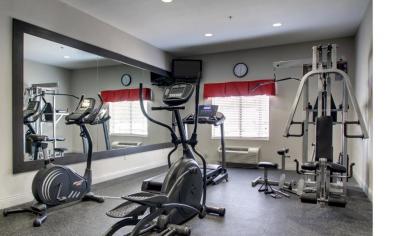 Holiday Inn Express Hotel & Suites Meridian an IHG Hotel - image 20