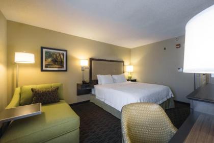 Hampton Inn Meridian - image 10