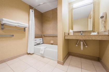 Hilton Garden Inn Meridian - image 10