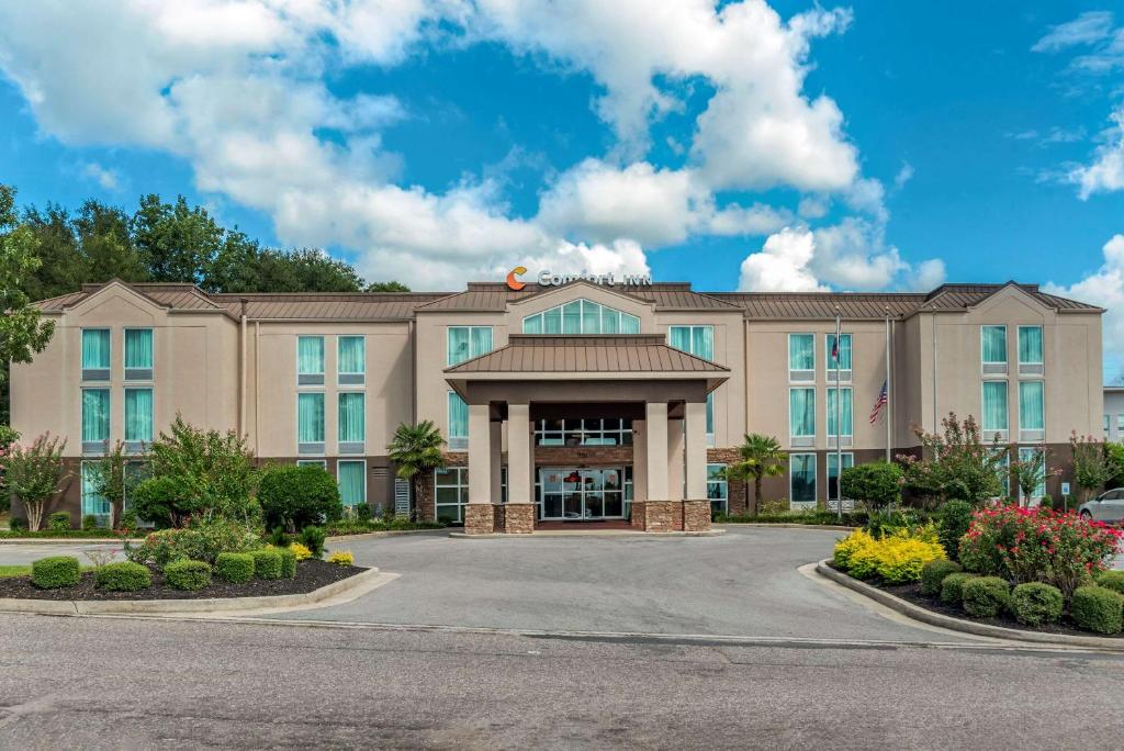 Comfort Inn Meridian - main image