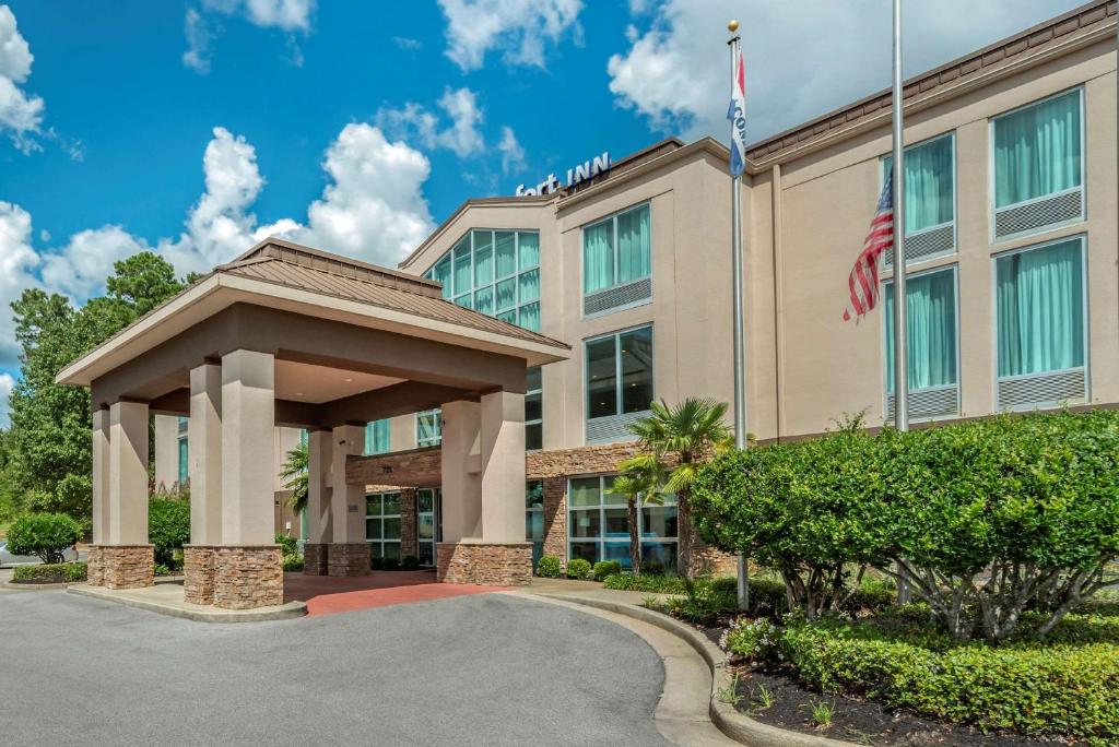 Comfort Inn Meridian - image 4