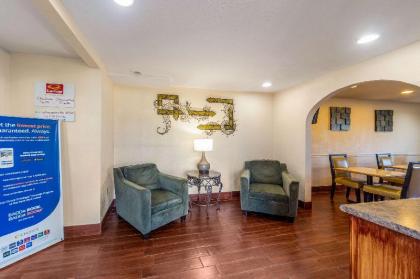 Econo Lodge Meridian - image 14