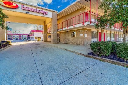Econo Lodge Meridian - image 9