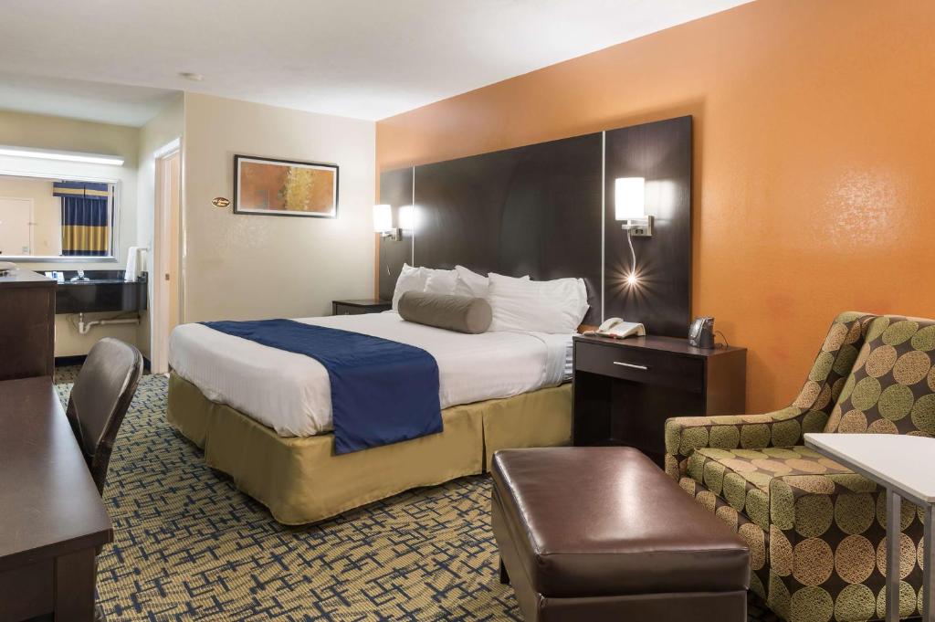 SureStay Hotel by Best Western Meridian - image 7
