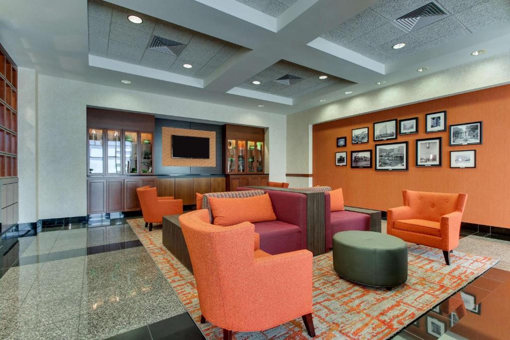 Drury Inn & Suites Meridian - image 5
