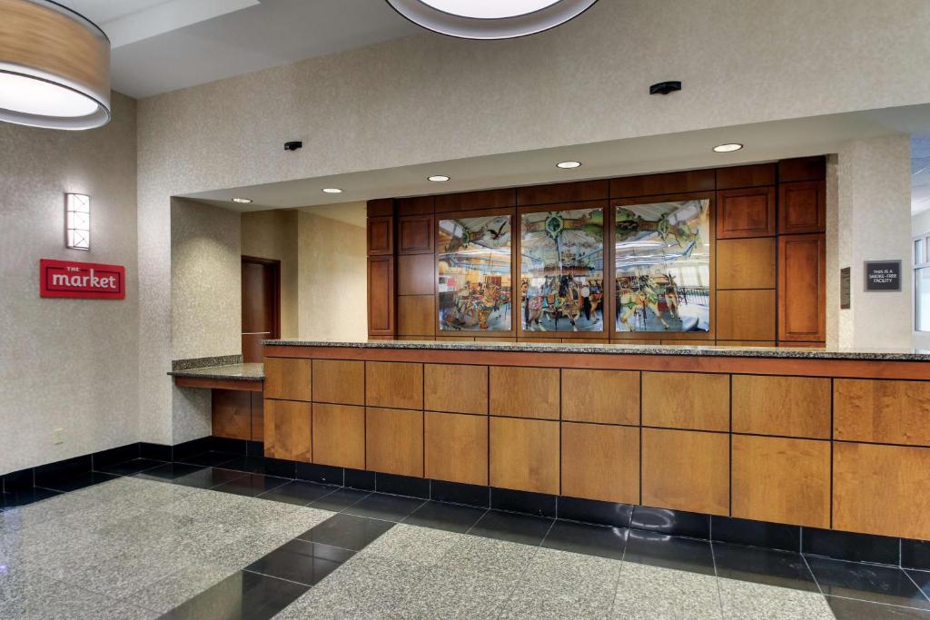 Drury Inn & Suites Meridian - image 7