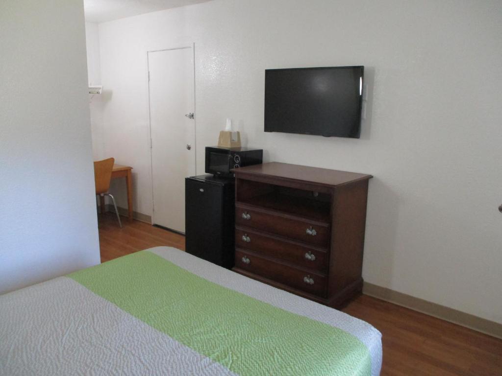 Motel 6-Meridian MS - image 3