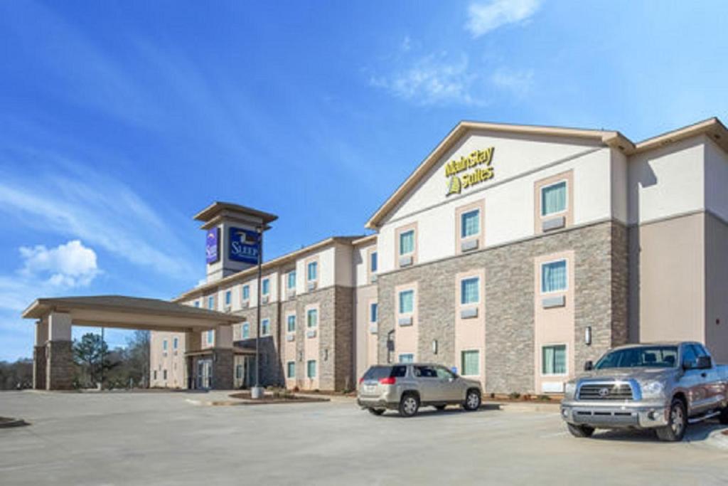 MainStay Suites Meridian - main image