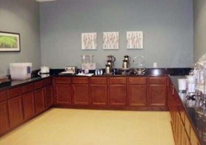 MainStay Suites Meridian - image 10