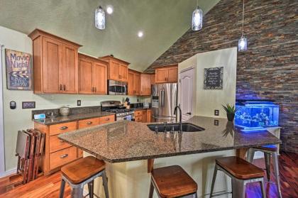 Modern Abode with Hot Tub 12 Mi to Dtwn Boise! - image 8