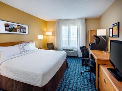 Fairfield Inn & Suites Merrillville - image 8