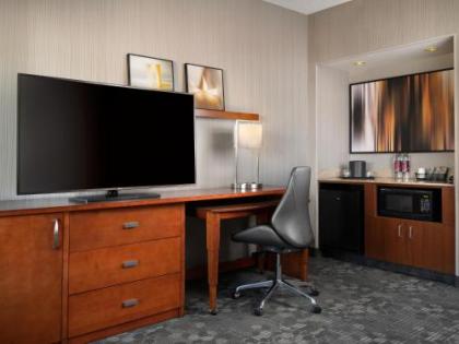 Courtyard by Marriott Phoenix Mesa - image 3