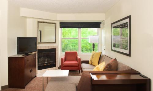Residence Inn Phoenix Mesa - main image