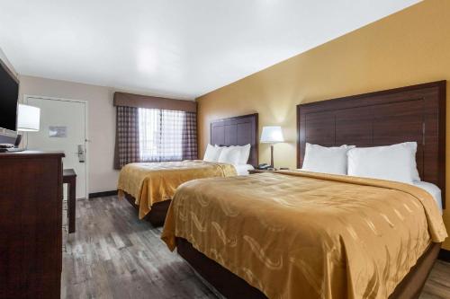 Quality Inn & Suites near Downtown Mesa - main image