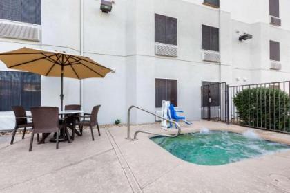 Sleep Inn Mesa Superstition Springs - image 3