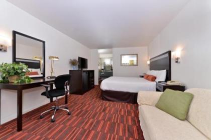 Windemere Hotel & Conference Center - image 4
