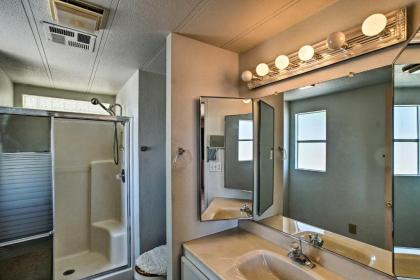 House with Golf Course View and Pool Access! - image 10