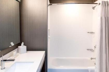 Courtyard by Marriott Mesa at Wrigleyville West - image 10