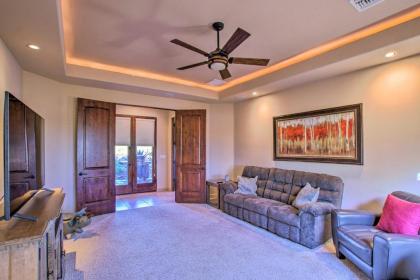 Gorgeous Mesa Vacation Home with Mountain Views - image 10